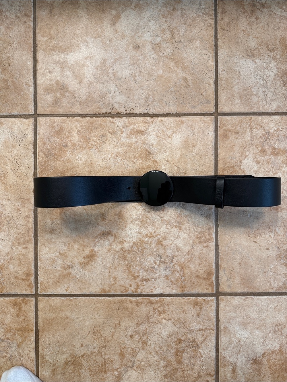 Akris Punto Women's Black Leather Belt with Round Gloss Buckle